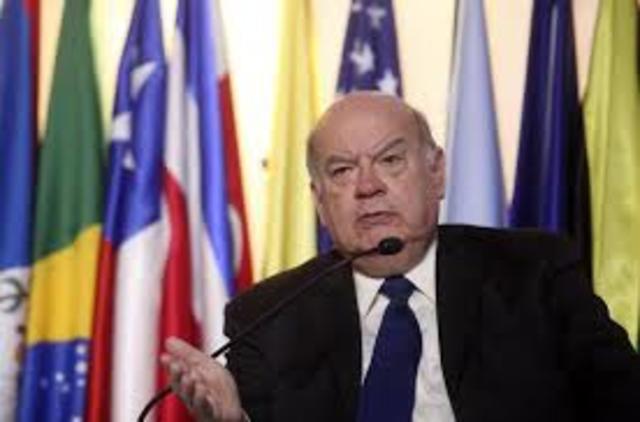 Insulza alerta sobre sensación de insatisfacción con la democracia en América