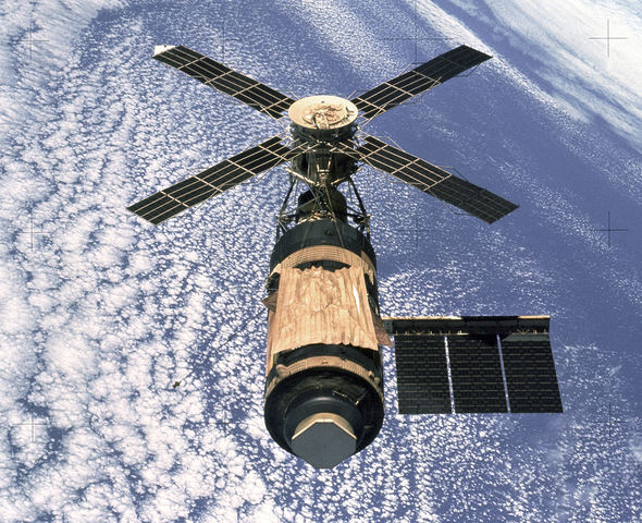 Skylab Falls to Earth