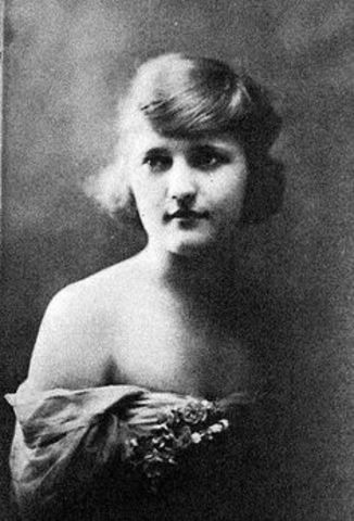 Zelda Sayre Born