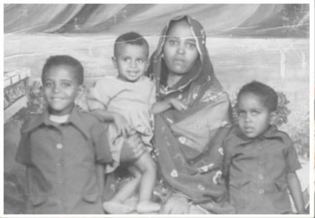 Mawi's mother along with him and siblings flees for the border