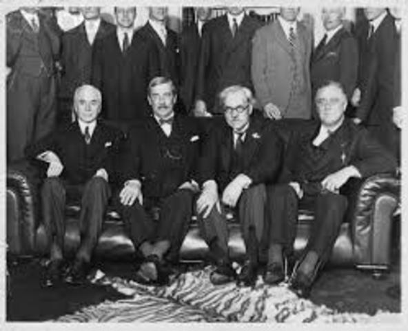 FDR declines London Economic Conference