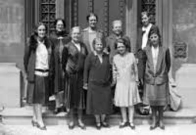 Lady Astor became the first woman to serve as a Member of the British Parliament