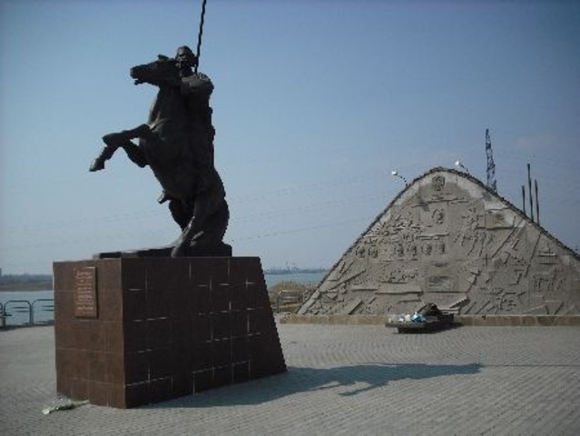 Памяник казачьему генералу Якову Бакланову