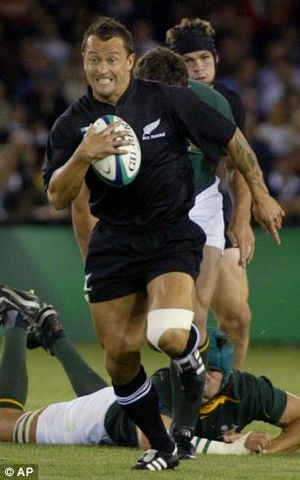 Es fichado para la Air New Zealand Cup con Auckland