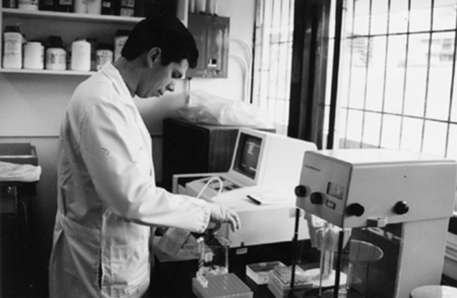 asistente laboratorio de investigacion