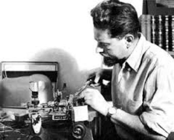 робот "черепашка"