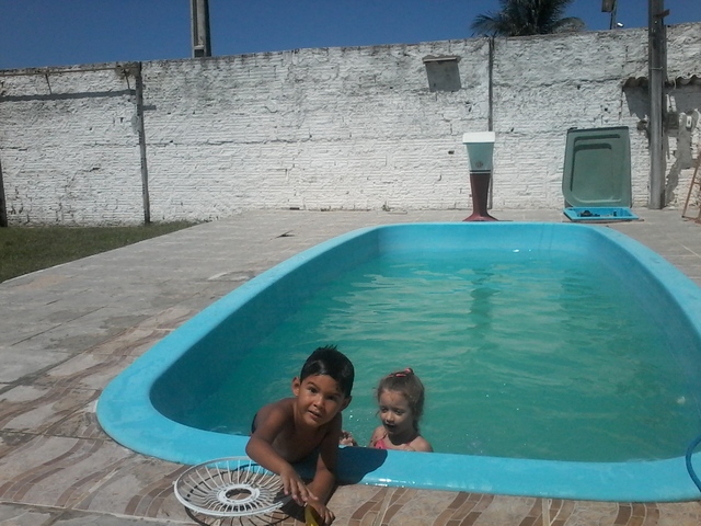 Curtindo o feriado na casa de praia.