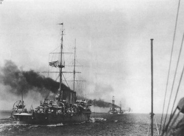 Lenin shipped by Germans to Russia