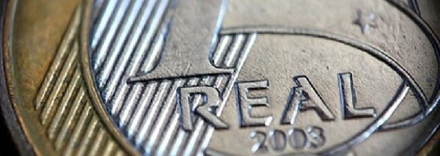 Plano Real passa a vigorar