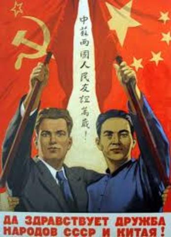 China busca ayuda de la USSR