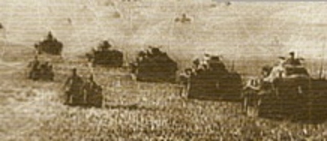 Группа армий Север переходит в наступление на Ленинград.