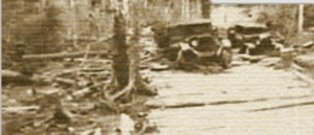 Германские войска бомбят Новороссийск.