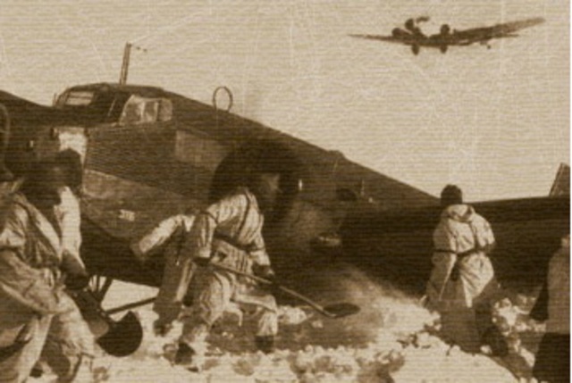 Советские ВВС уничтожают на немецких аэродромах 500 самолетов Люфтваффе.