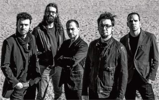 escriuen una cançó