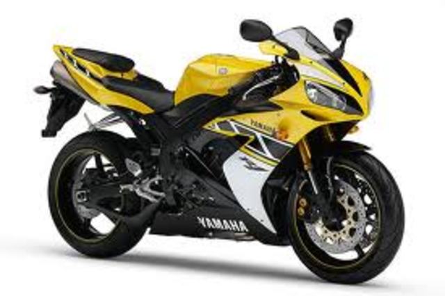 yamaha r1