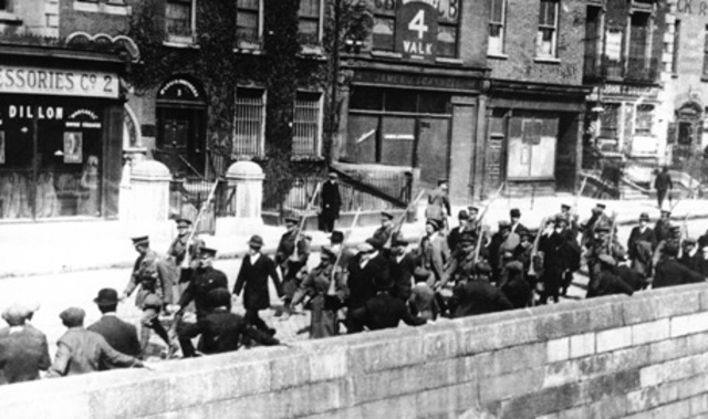 Easter Rising by Irish rebels