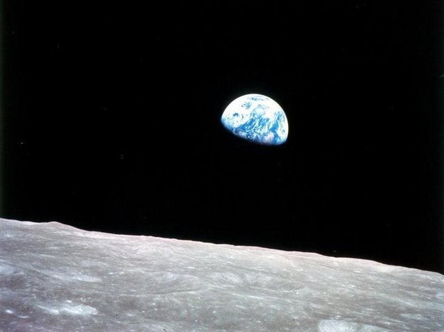 "Earthrise" photo taken