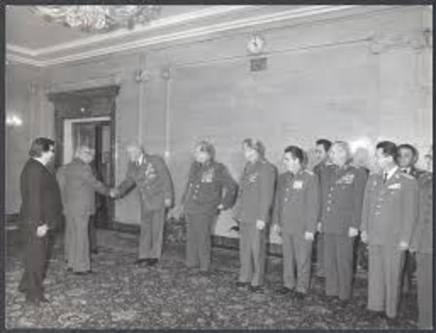 Warsaw Pact is dissolved