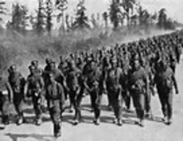 Soviets attacking Hungaria and Romania