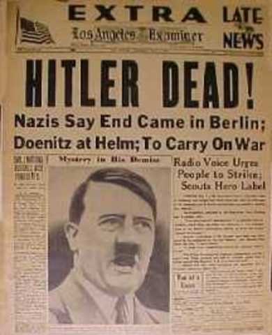 HItler commits suicide in his bunker