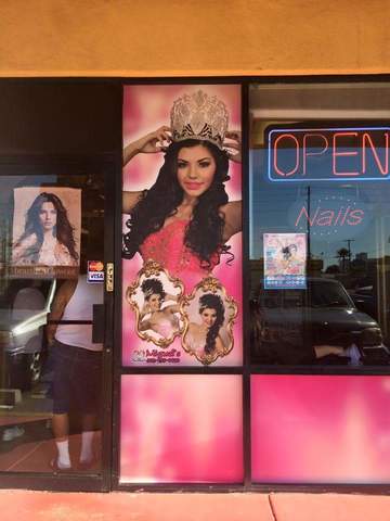 became the face of Miguel's Beauty Salon !! :)