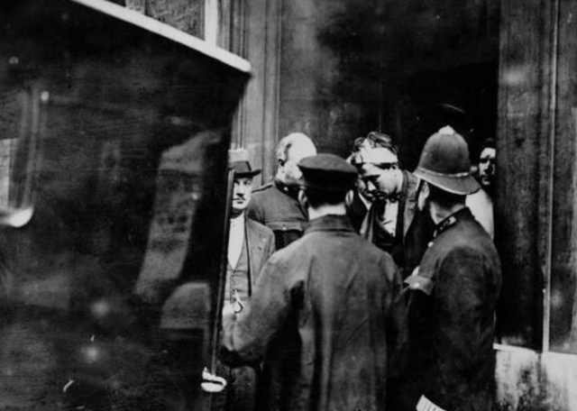 Tidligere britisk general myrdes