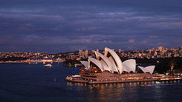 “Sydney Opera House” Jorn Utzon