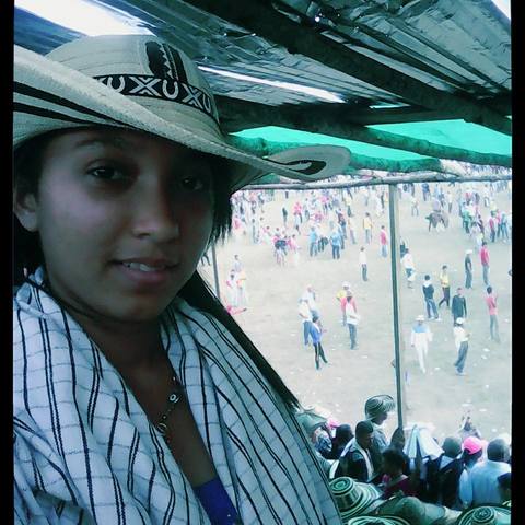 CORRELEJAS DE PLANETA RICA CON MIS PADRES