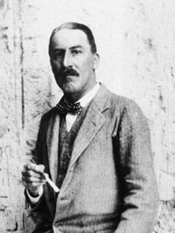 Carter began working in Egypt