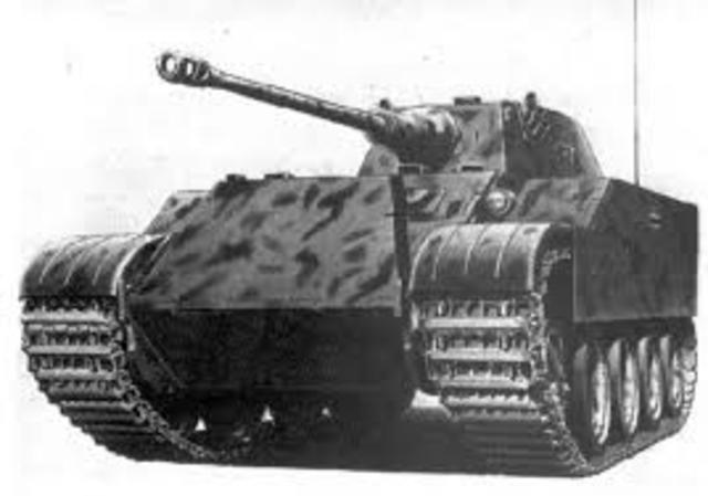 началось  производство танков Т- 34.