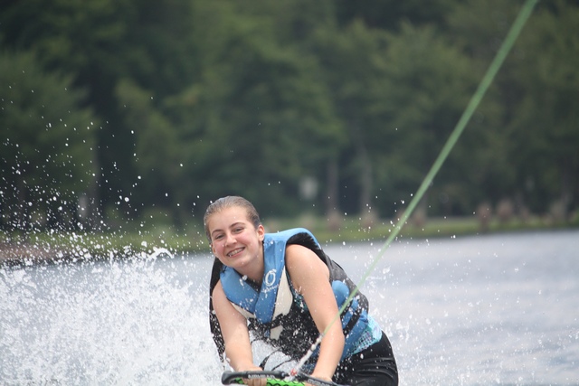 Hace un año que yo empezá tabla de esquí acuático.