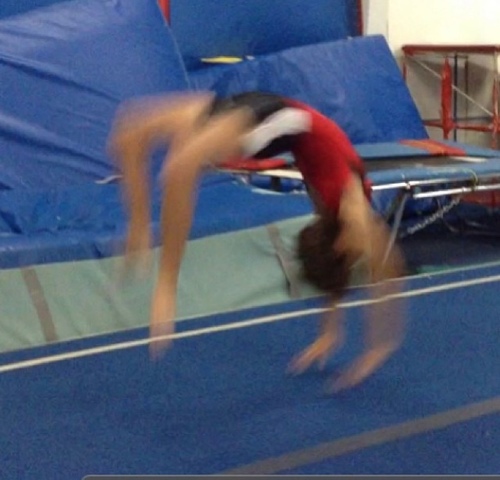 Hace cinco años que yo empecé a gimnástico. Me encanta gimnástico porque es muy divertido.