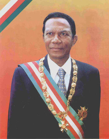 Ratsiraka reinstated