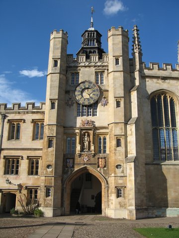 Newton Enters Trinity College in Cambridge