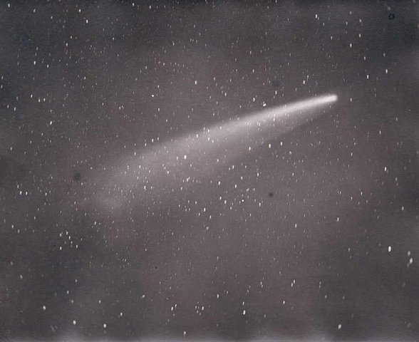 Newton Observes Halley’s Comet