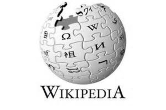 Nasce Wikipedia