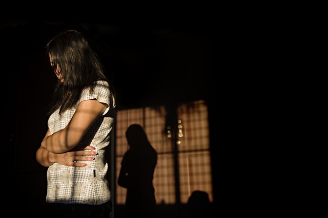 Sarah/Angel gets a little peek of what cleo's life is like and what hers could be like