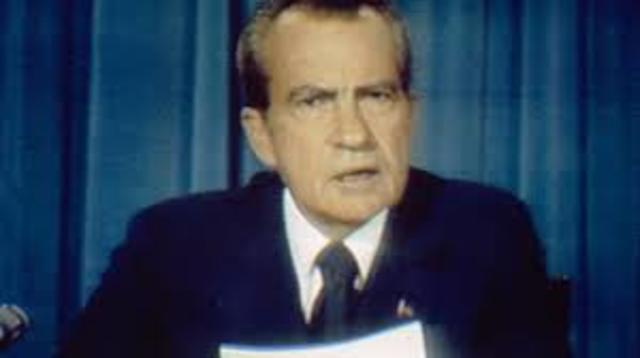 Richard Nixon resigns from presidency