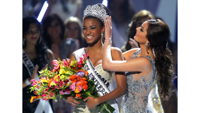 First Africian-American to be a finalist in the Miss America beauty pageant