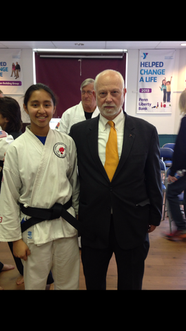 Yo recibí mi cinturón negro en los artes marciales.