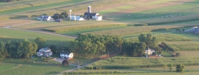 Hace doce años yo dejó mi casa en Honeybrook y trasladó a un casa en Glenmoore, donde yo vivo ahora.