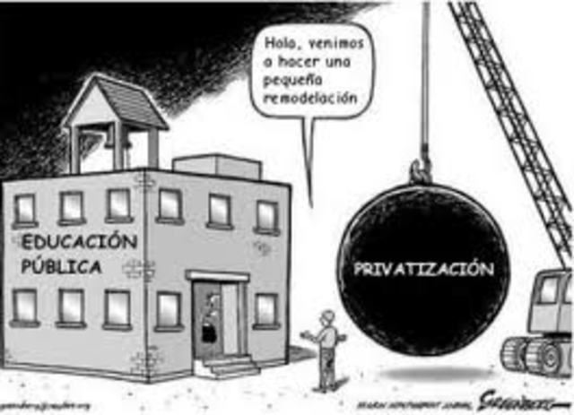 rece la educación superior pública y parte privada