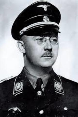SS-Reichsführer Himmler commits suicide