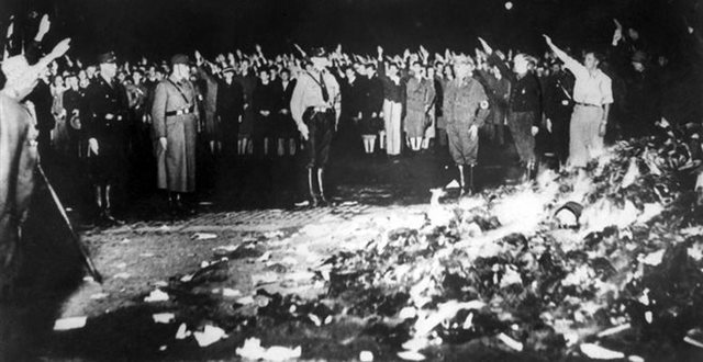 Κάψιμο Βιβλίων