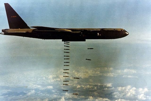 Operation Linebacker II-The Christmas Bombing