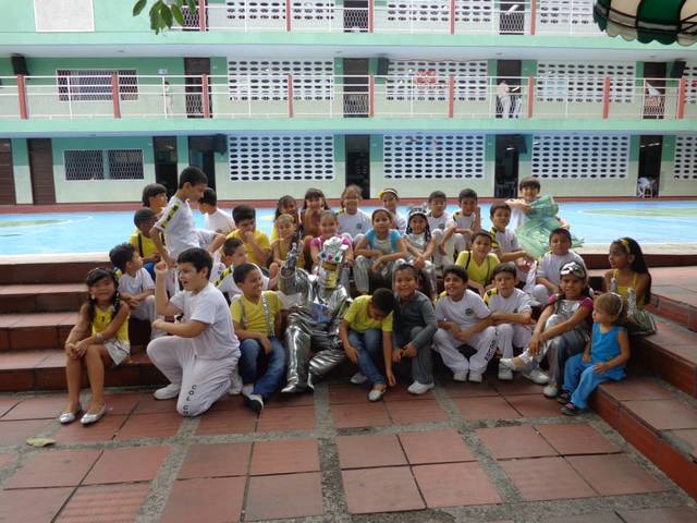 Primer año en el Colegio Colón