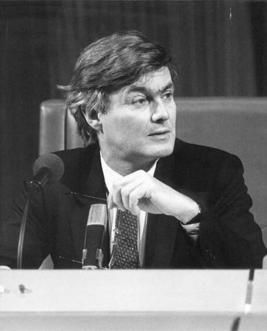 Ο Pieter Dankert Πρόεδρος του Ευρωπαϊκού Κοινοβουλίου.