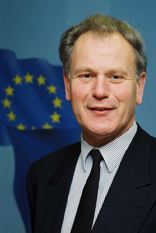 Ο κ. Bernhard Friedmann πρόεδρος του Ελεγκτικού Συνεδρίου.