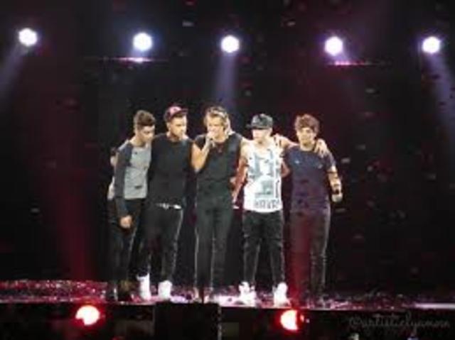 Inizio Take me Home tour