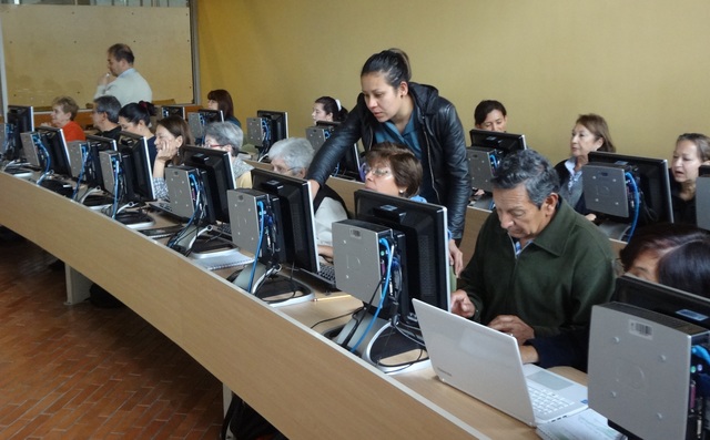 APLICACIONES DE CUENTA DE CORREO - CLASE 9AM -